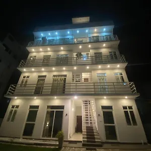 Апартаменты Near Colombo Airport, Катунаяка